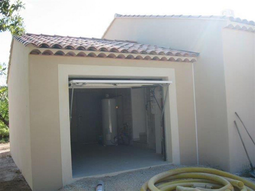 Maison Saint Pantaléon (84220)