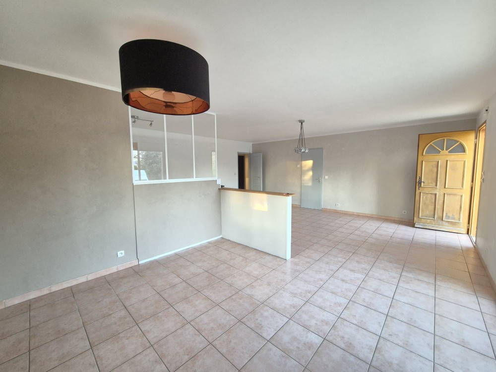 Maison Saint-Saturnin-lès-Apt (84490)