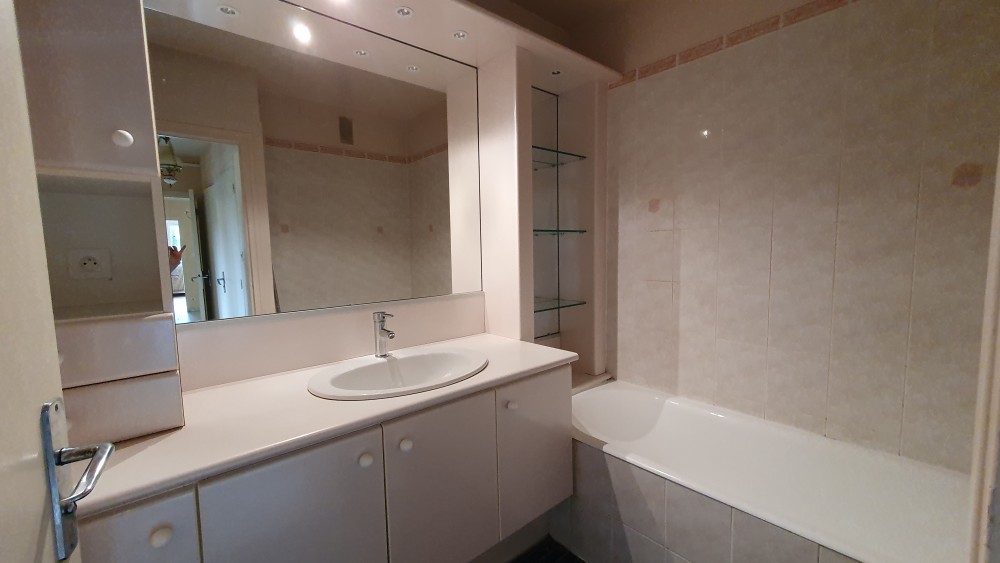 Appartement T5 Apt (84400)