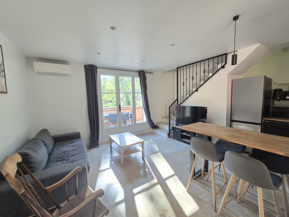 Location meublée Roussillon (84220)