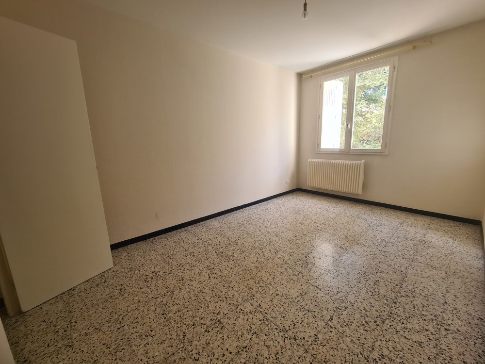 Appartement T4 Apt (84400)
