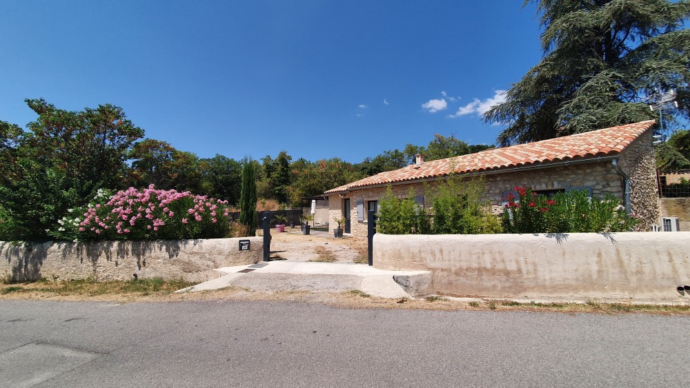 Location meublée Villars (84400)