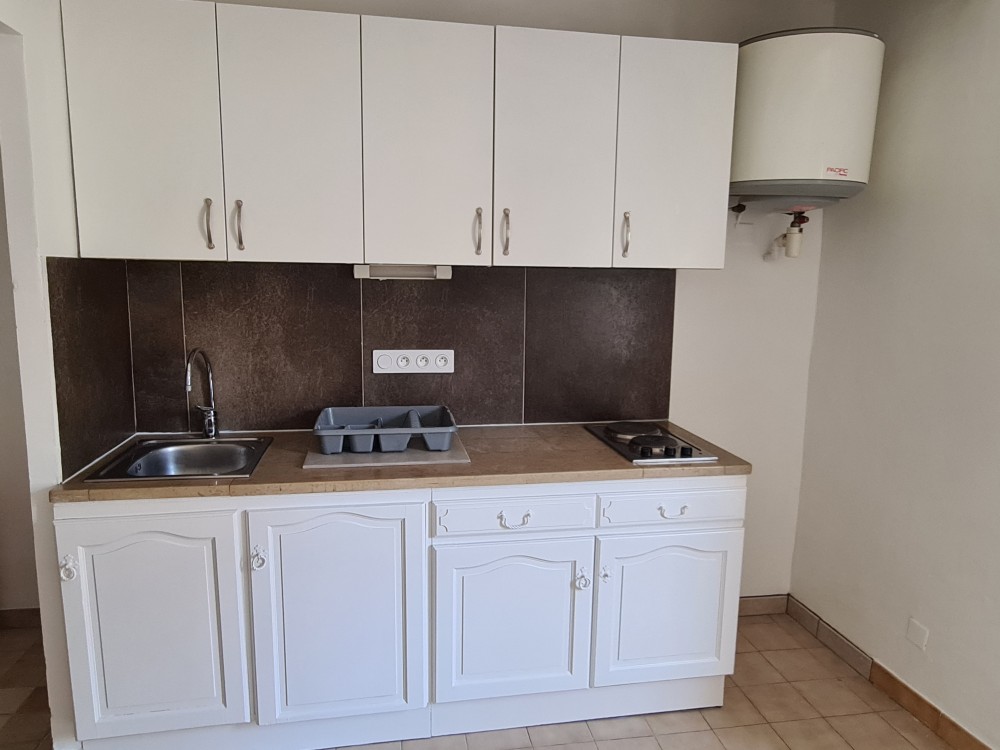 Studio Apt (84400)