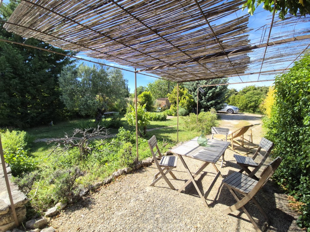 Location meublée Lacoste (84480)