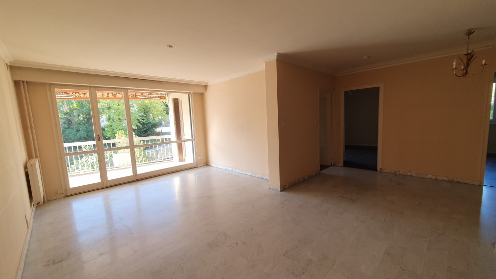 Appartement T5 Apt (84400)