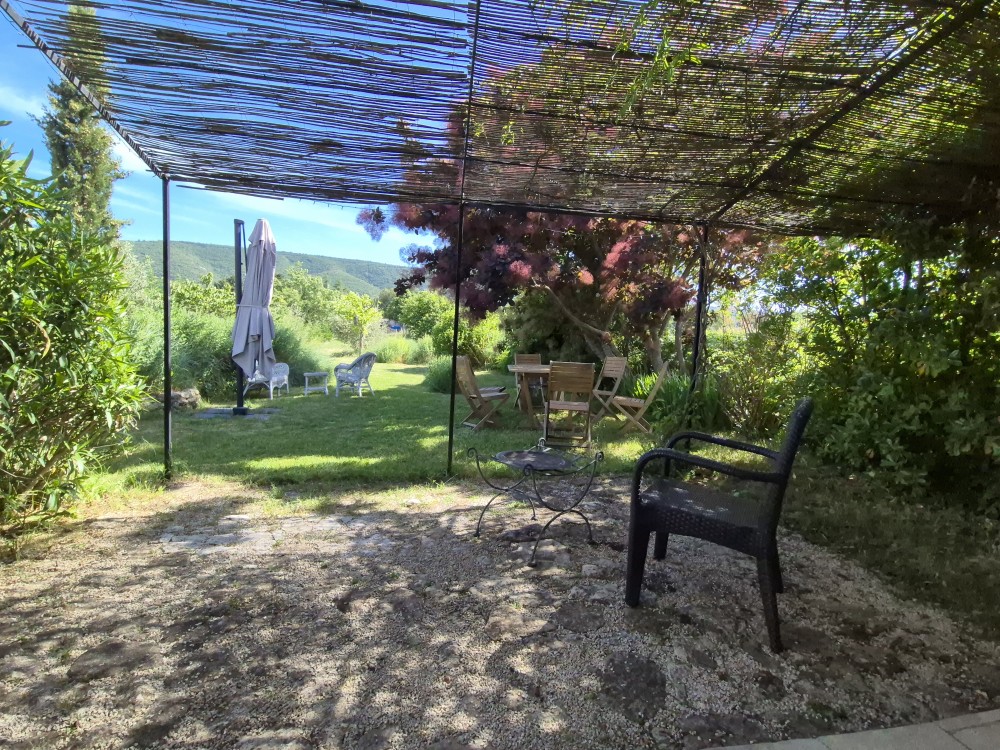 Location meublée Lacoste (84480)