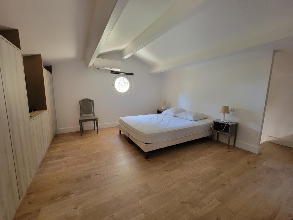 Appartement T3 Roussillon (84220)