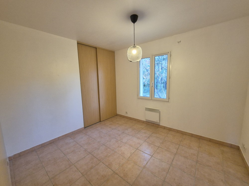 Maison Saint-Saturnin-lès-Apt (84490)