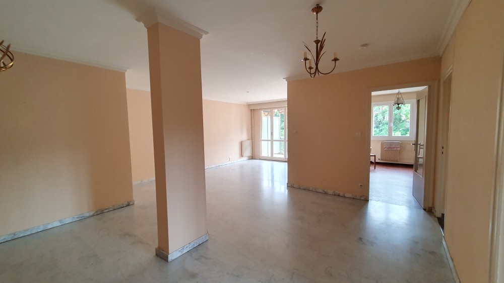 Appartement T5 Apt (84400)