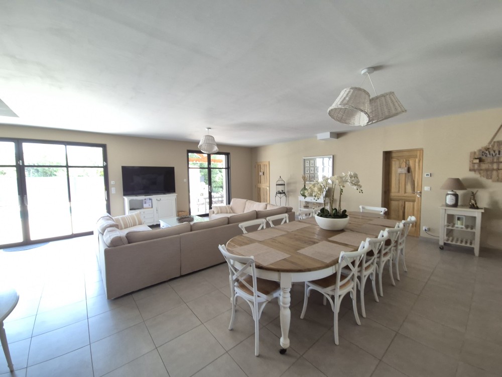 Location meublée Saint-Saturnin-lès-Apt (84490)