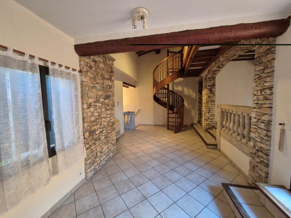 Maison de village Villars (84400)