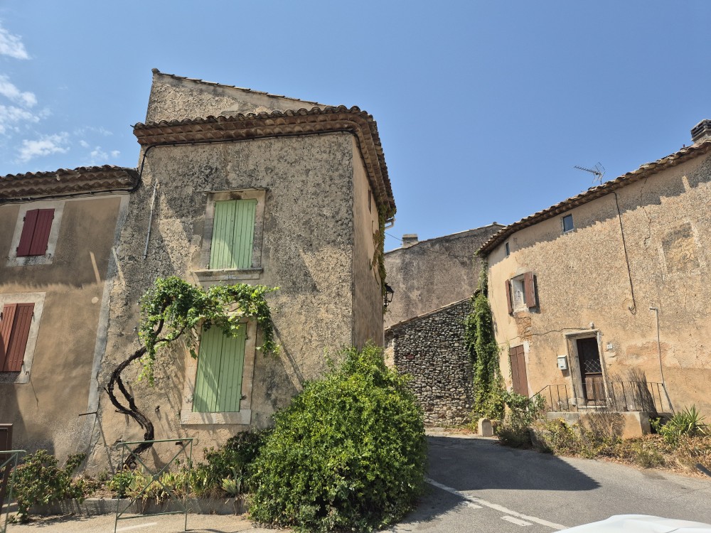 Location meublée Villars (84400)