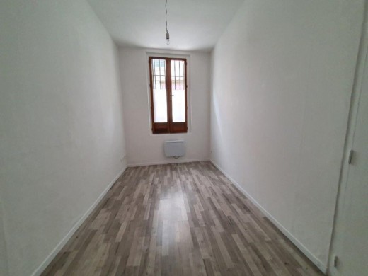 location  à Apt (84400)