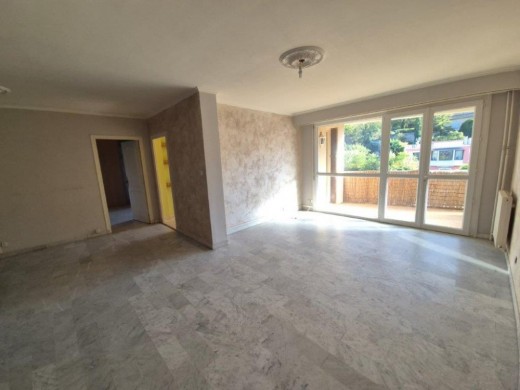 location  à Apt (84400)