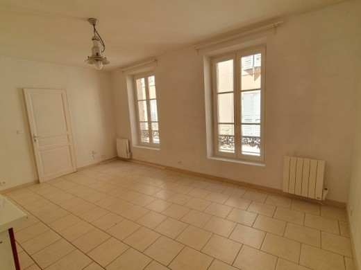 location  à Apt (84400)