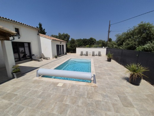 location  à Saint-Saturnin-lès-Apt (84490)