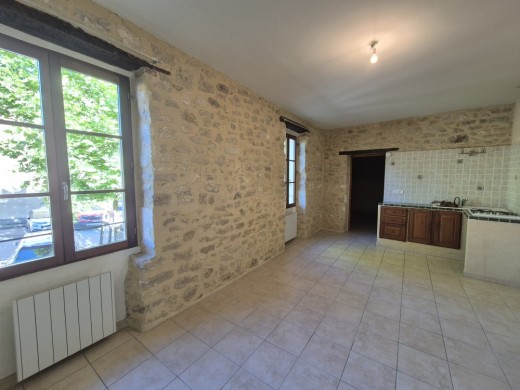location  à Apt (84400)