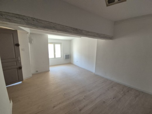 location  à Apt (84400)