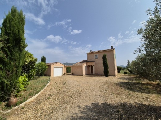 location  à Saint-Saturnin-lès-Apt (84490)