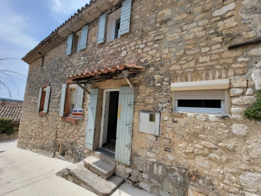 location  à Murs (84220)