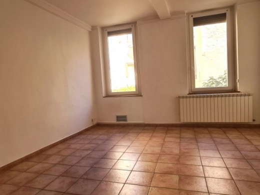 location  à Apt (84400)